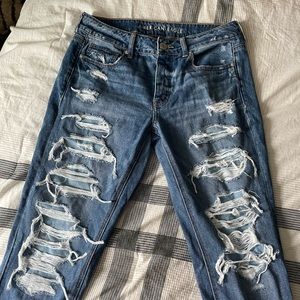American Eagle Distressed Boyfriend Jeans